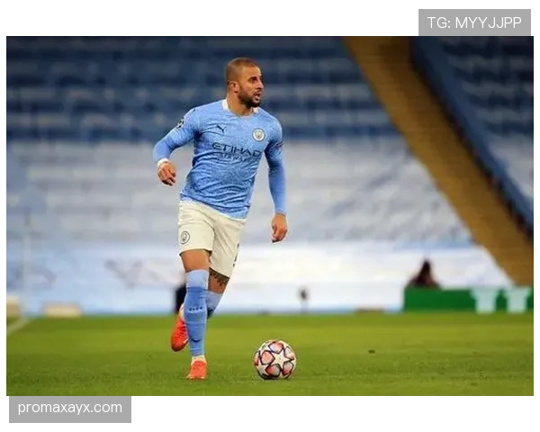 沃克比赛阅读能力持续提升，防守预判与场上决策表现稳健