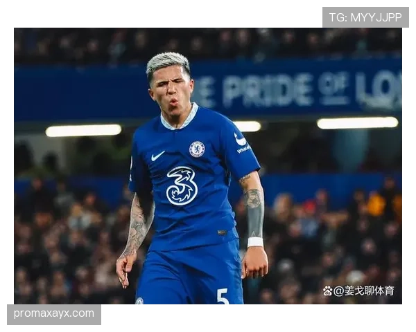 恩佐持球推进破解中场压迫解析